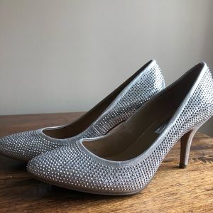 Jeweled INC 2-inch pumps